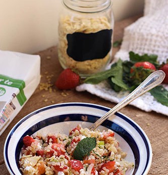 ricetta Insalata di bulghur con fragole, menta e feta