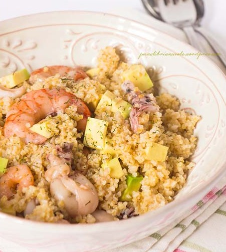 Insalata Di Bulghur Con Avocado E Frutti Di Mare