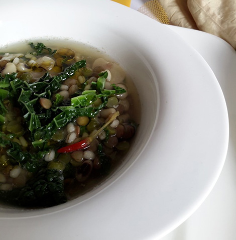 Zuppa Toscana con Farro e Cavolo Verza