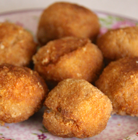 Arancini di cous cous alla norma