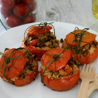 ricetta Pomodori ripieni di cous cous riso integrale e quinoa