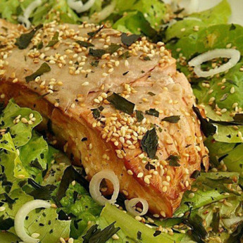 ricetta Salmone grigliato con insalata di alghe wakame