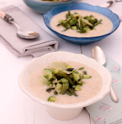 Crema di Farro e Cannellini con Verdure Primaverili