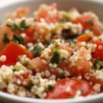 piatto con insalata di cous cous